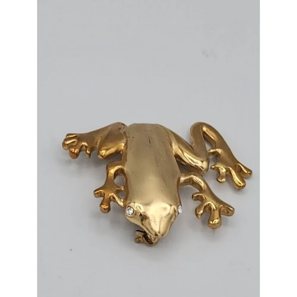 Vintage Gold Tone Frog Brooch